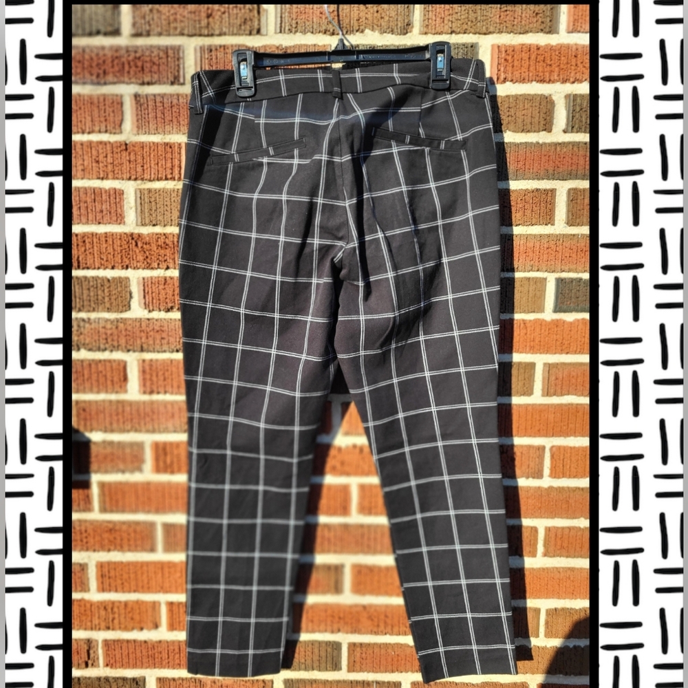 Old Navy Pixie Pants - image 2